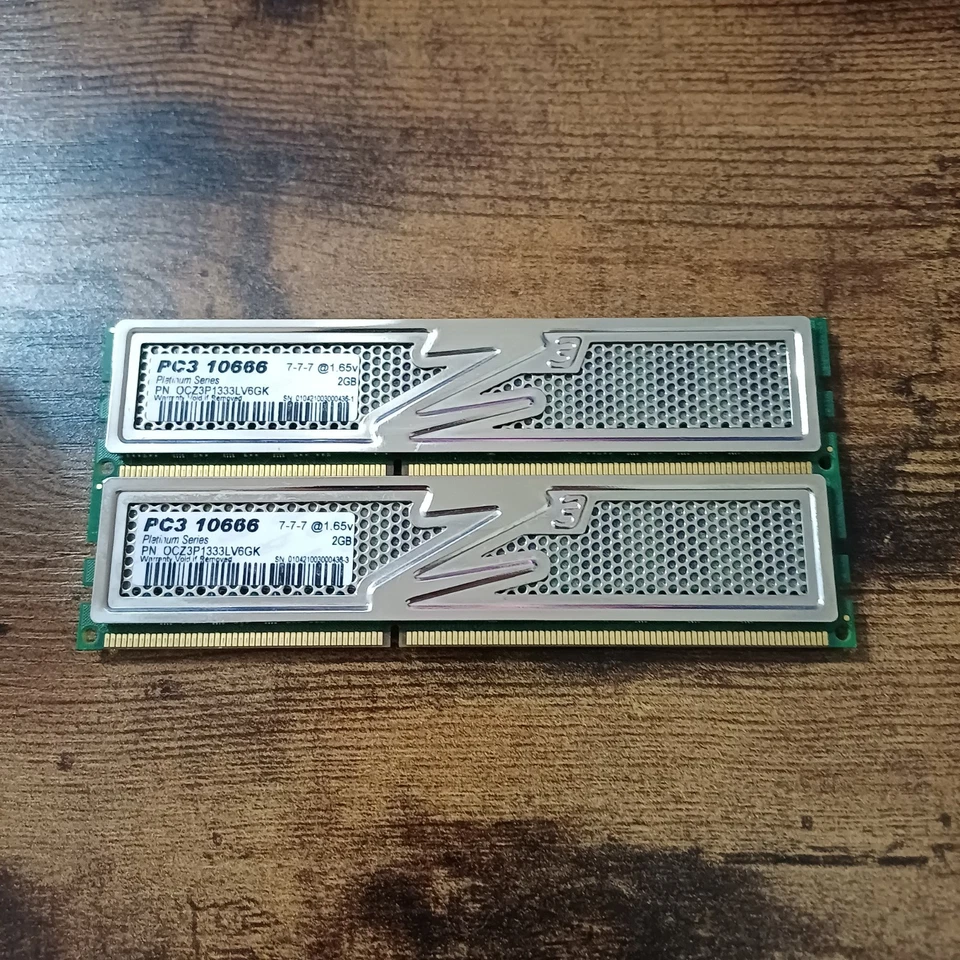 RAM OCZ Platinum - DDR3 1333Mhz - 2x2GB - PC3-10666 - Immagine 2 di 2