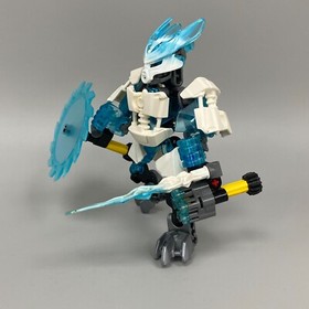 PROTECTOR OF ICE LEGO BIONICLE 70782 ACTION FIGURE TOY COLLECTABLE