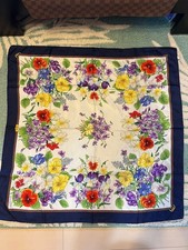 Gucci Silk Scarf Violet Pansy Large 86x86cm Used