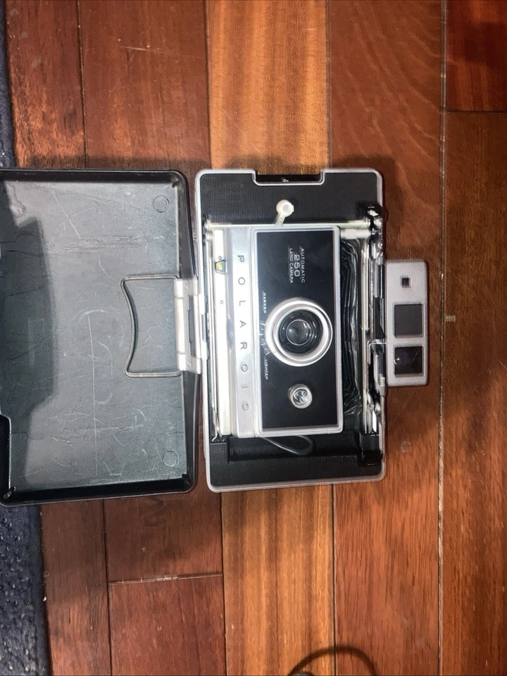 Vintage Polaroid Camera - Image 4 of 4
