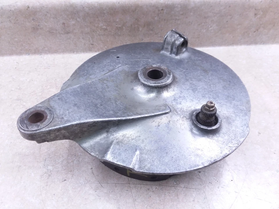Yamaha 250 305 YDS3 YM1 YM2C Rear Wheel Brake Plate 1966 1967 VTG ANX-C18 - Image 2 of 4
