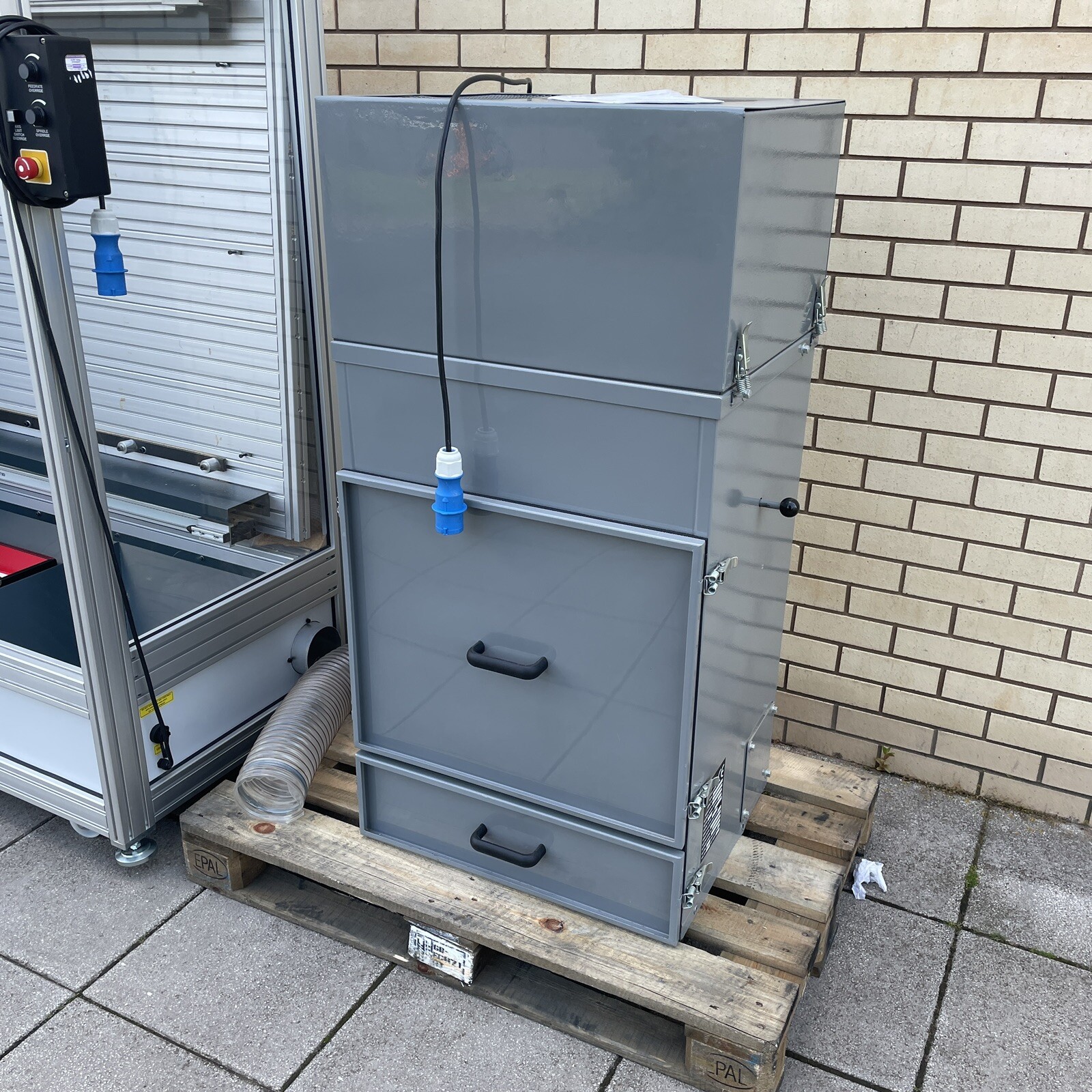 Denford Vertical CNC Router & Extractor Complete Setup 240v Single ...