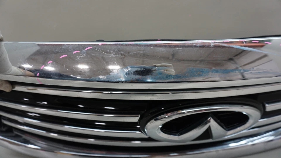 Infiniti JX35 QX60 2013-2015 parrilla principal superior delantera con cámara 62310 3JA0B OEM Foto 3 de 4