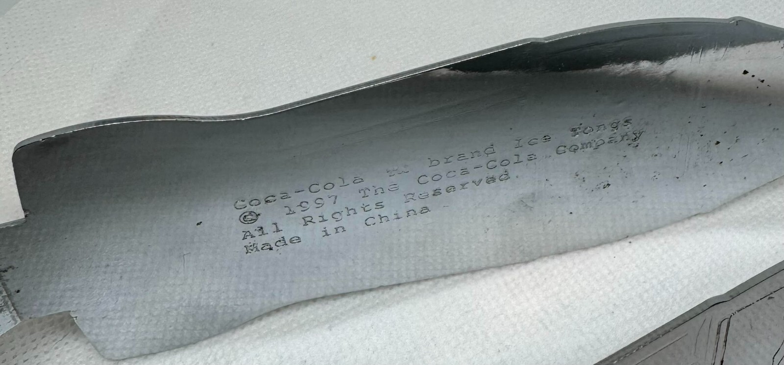 Vintage 1997 CocaCola Coke Bottle Ice Tongs 7 1/2” Polished Chrome