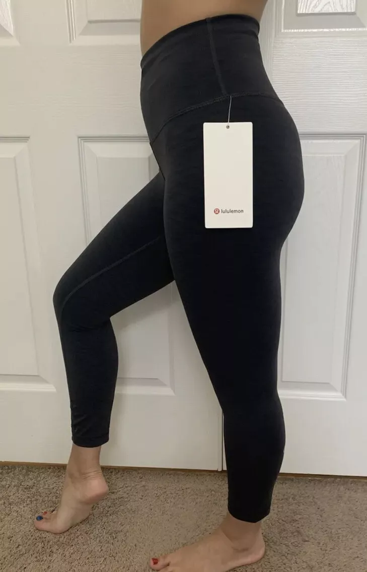 lululemon - NEAR NEW Lululemon Rebel Runner Crop Tights on Designer Wardrobe