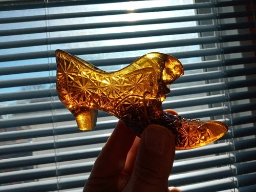 Vintage Amber Glass Shoe Slipper Daisy Button Fenton Cat Panther Head