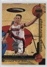 2000-01 Fleer Premium Detlef Schrempf #33 09wc