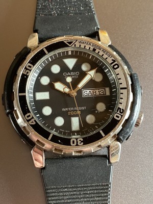 casio quartz diver 200m