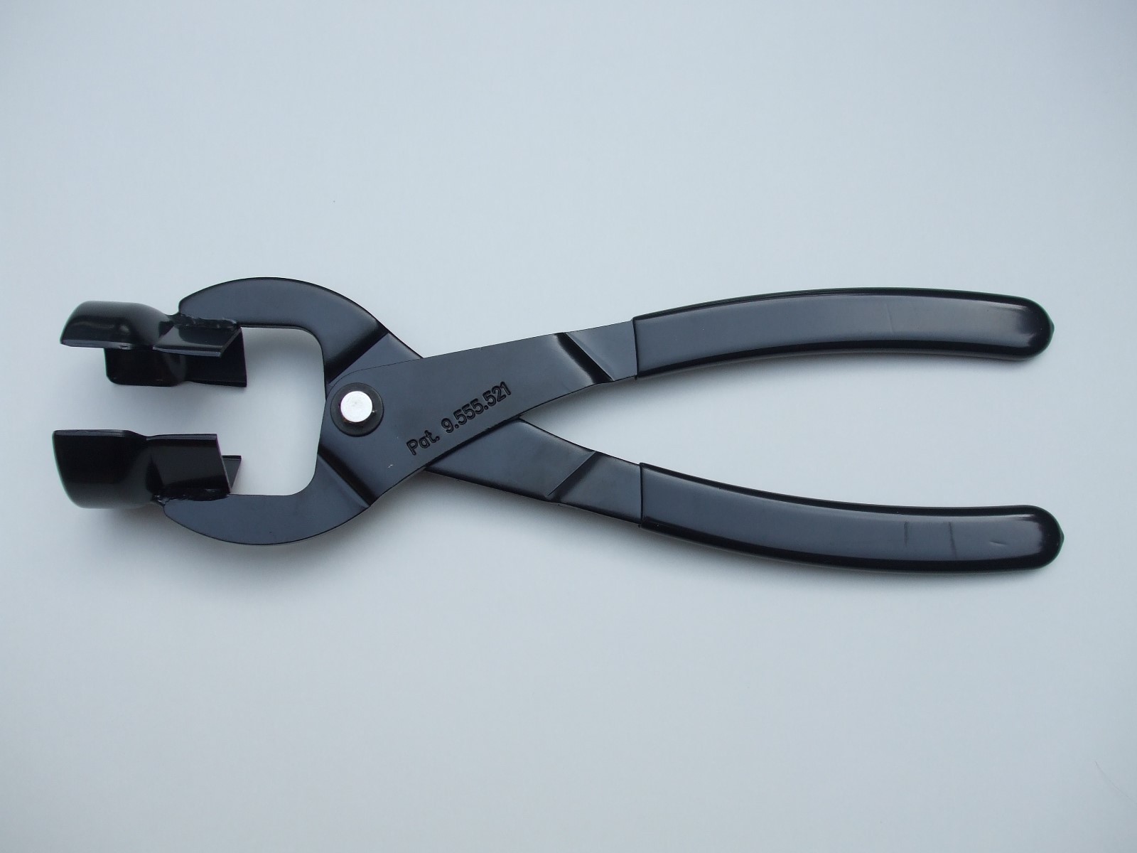 Patented Truck Wheel Lug Nut Cap Cover Remover Puller Rheal Pliers Tool