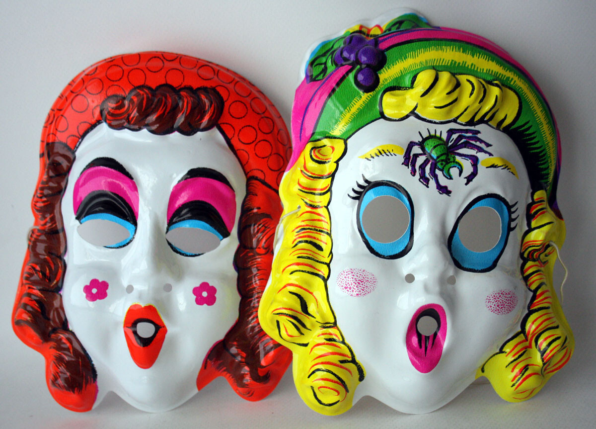 2X VINTAGE 80'S LADY GIRL SPIDER ON HEAD & OPEN MOUTH PLASTIC MASK