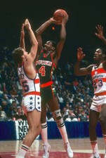 Sidney Moncrief of the Milwaukee Bucks1981 Basketball Photo 1