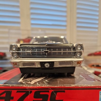 1/18 GMP 347 SC fairlane street fighter , no Mr. CMC Exoto. Stunning piece