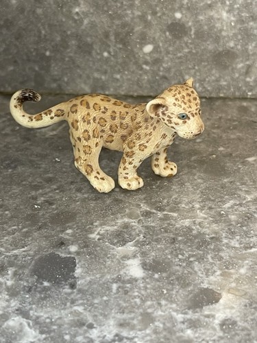 Schleich Leopard Cub Baby Figurine  Wildlife Retired Big Cat