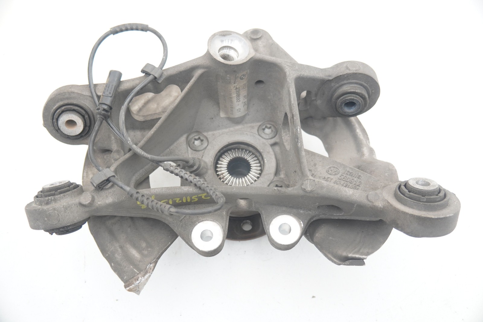 Rear Right Spindle Knuckle Hub Wheel Bearing 33336858232 OEM BMW i8 2014-20