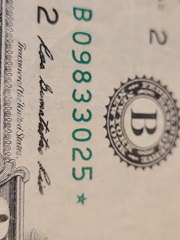 $1 FRN 2013 Filled In Star Error. 99/70% Very Rare.