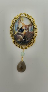 Handcrafted Artisan siamese cat Glass Cameo Brooch