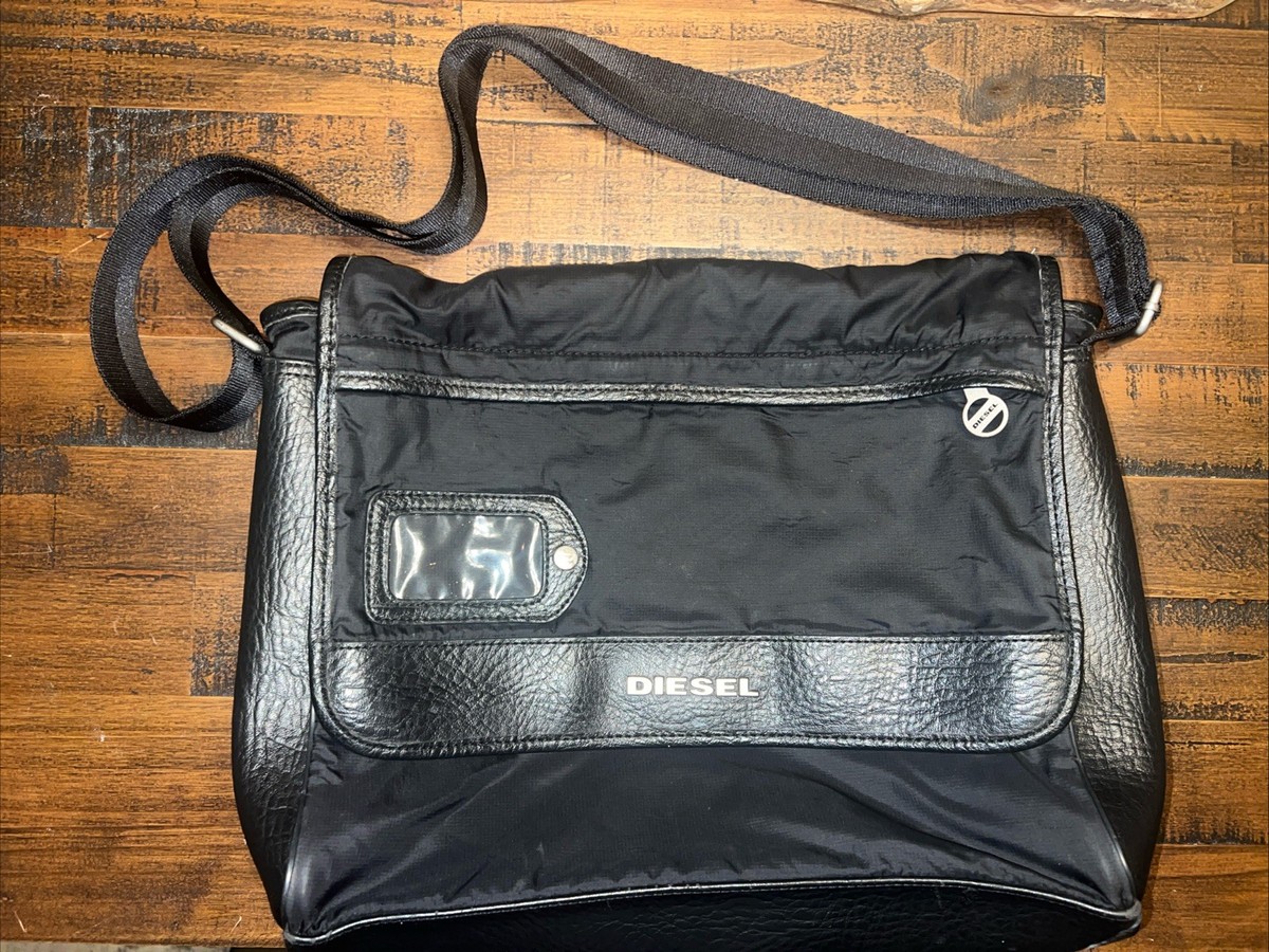 バッグ 00s DIESEL shoulder bag y2k archive Diesel Y2K Archive 00S Shoulder Bag Compact Versatile Stylish
