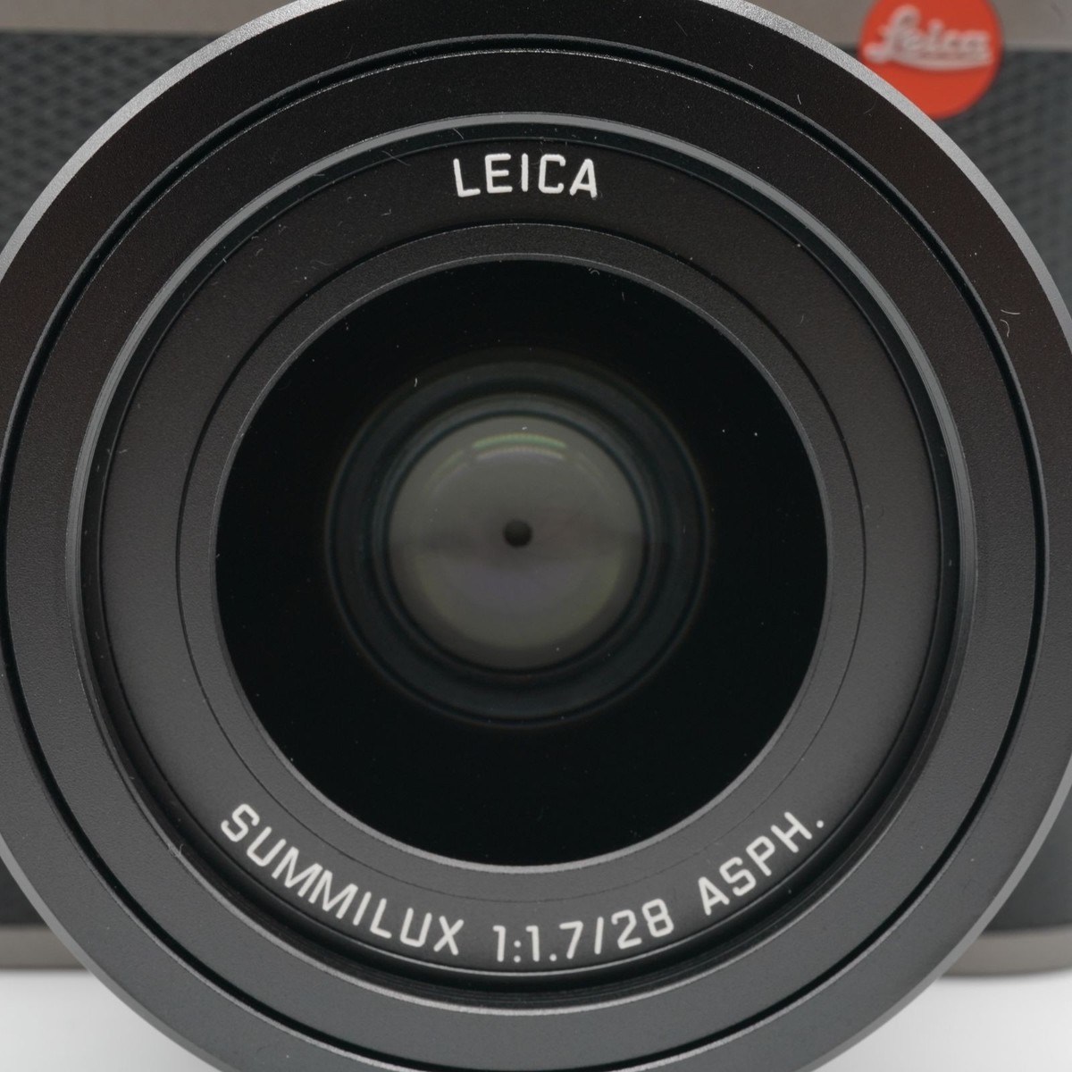 Leica Q Typ 116 Titanium Grey 743666