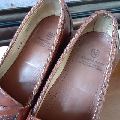 Allen Edmonds Mens Maxfield Tassel Loafers Brown Woven Trim  display picture 1