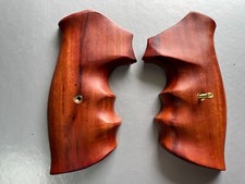 New Hardwood Grips For Taurus Medium/Large Fame (1980s) Square .357 M44 65 80 82