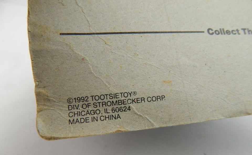 Monster Truck Tootsietoy 1992 carrocería dura llamas púrpuras fundido a presión nuevo en paquete 2893 Foto 4 de 4