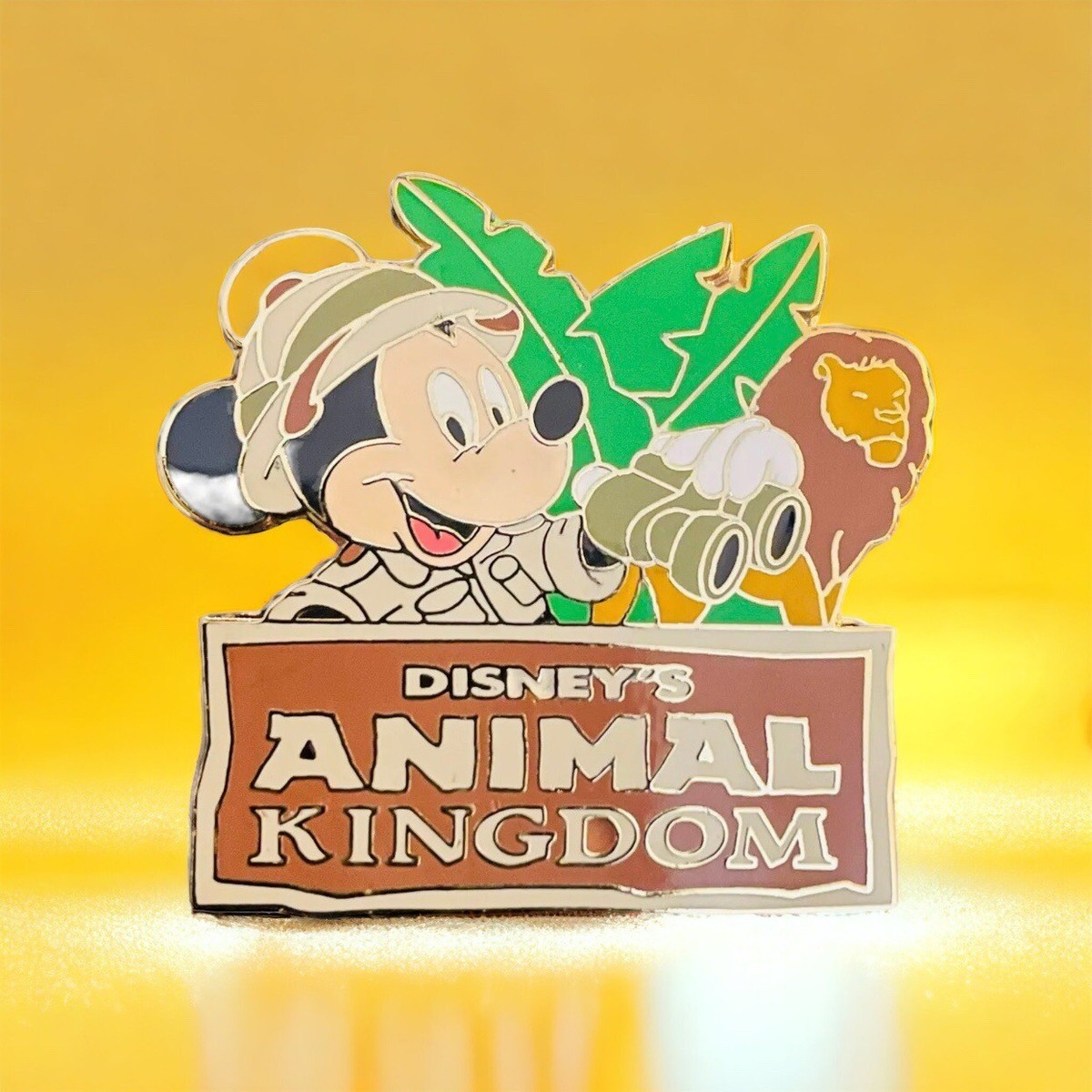 Disney Animal Kingdom Safari Mickey Watching Lion Logo Pin Trading