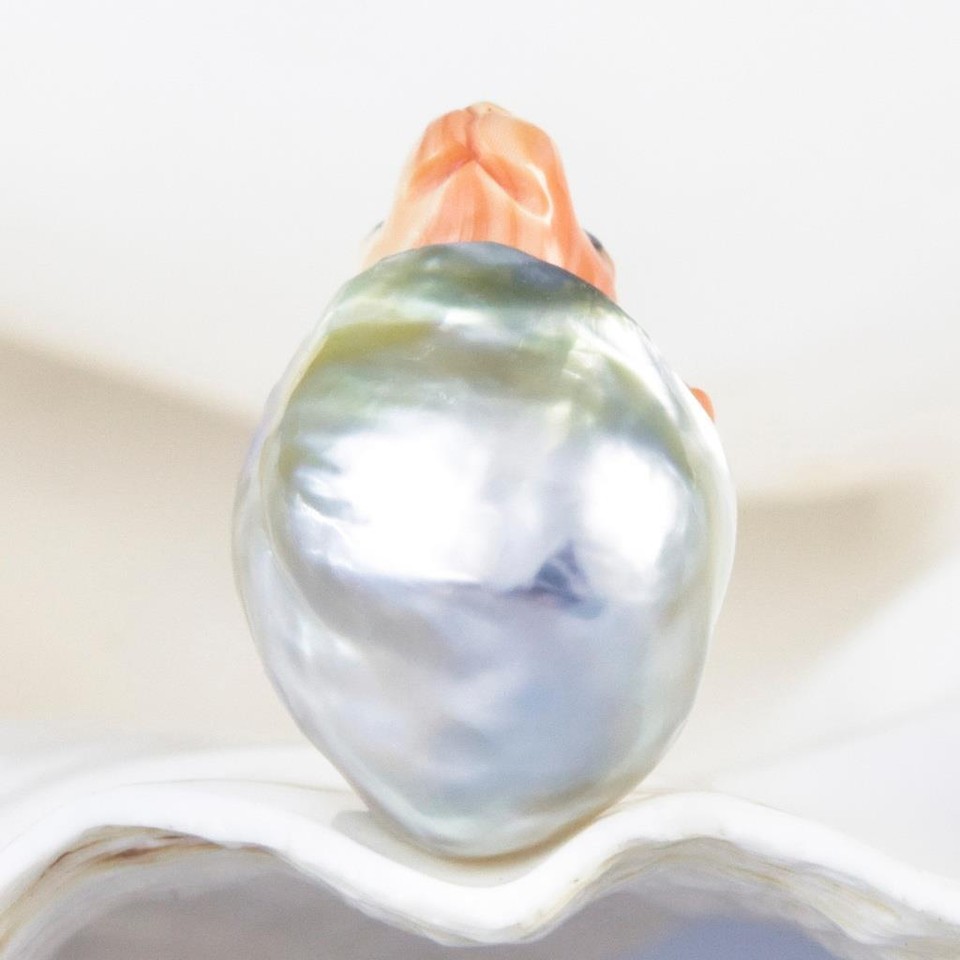 GIANT South Sea Baroque Pearl & Carved Apricot Shell Rat undrilled 6.41 ...