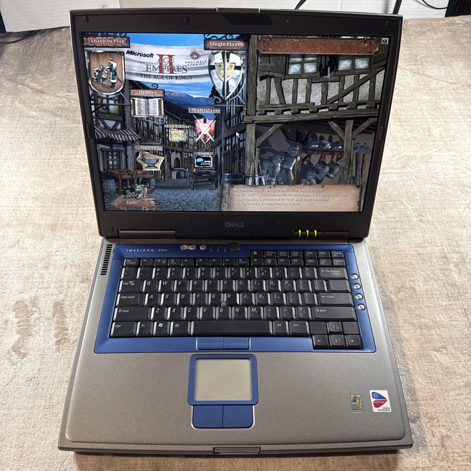 PC retro para juegos Dell Inspiron 8600 15,4" de colección 1 GB RAM 40 GB Windows XP Foto 4 de 4