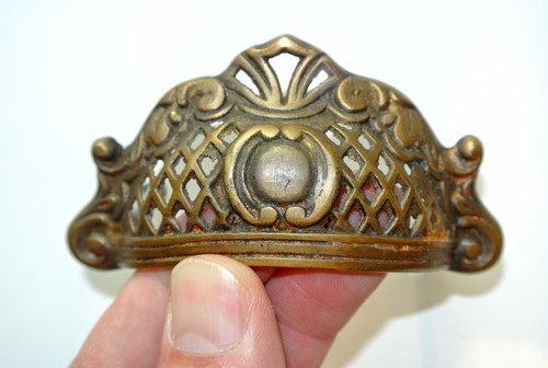 engraved shell shape pulls handles heavy solid brass old style drawer 10 cm - 第 1/11 張圖片