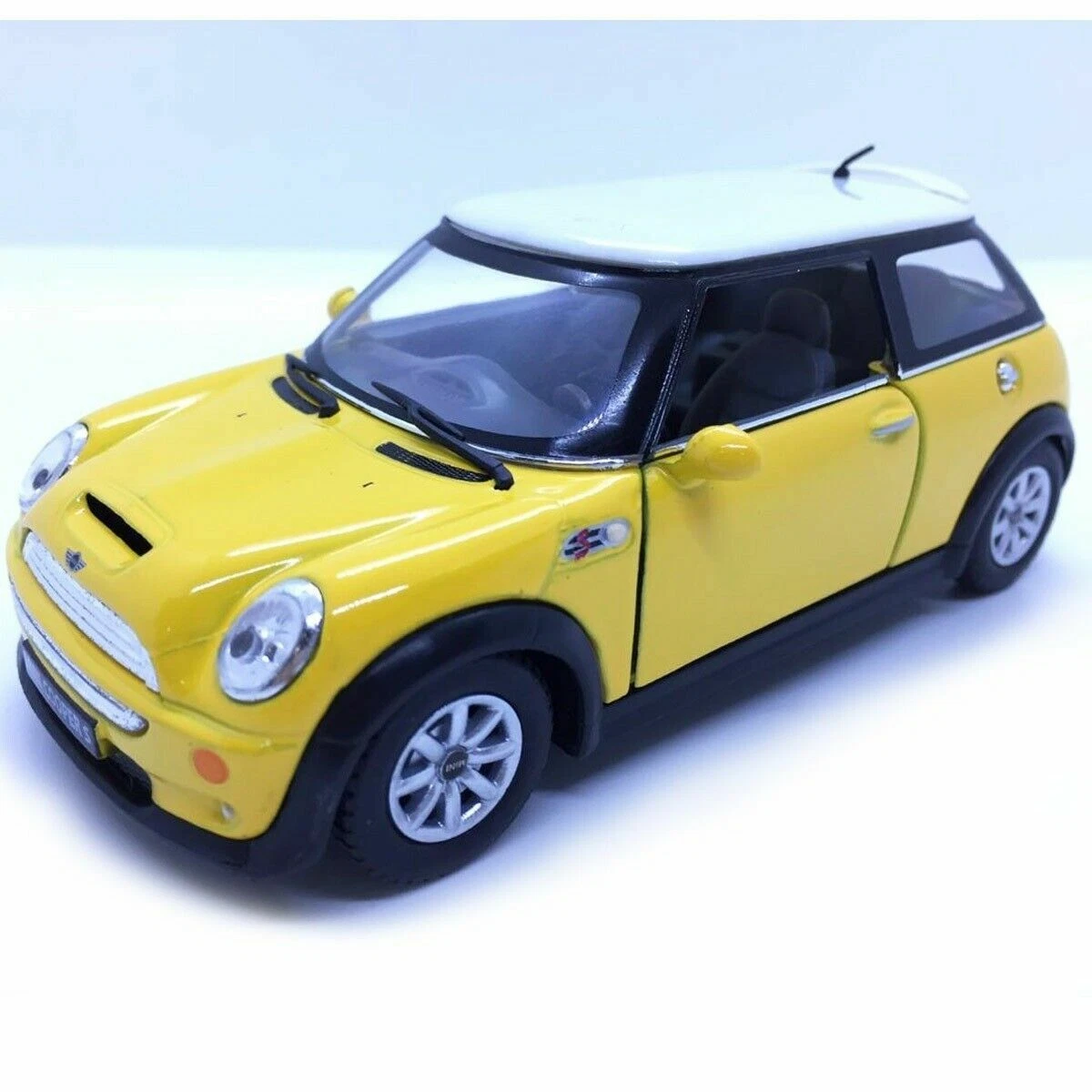 Kinsmart Mini Cooper Contemporary Manufacture Diecast Cars, Trucks 