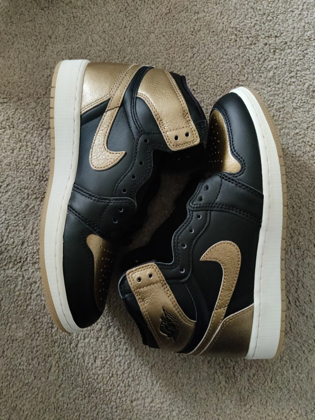 Air Jordan Retro 1 High Og Gs "Nero Oro Metallizzato Taglia 6.5 Youth 8w fd1437 071