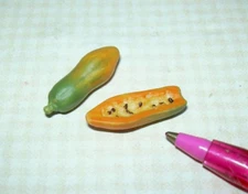 Miniature FALCON Papaya, Whole and Half - DOLLHOUSE Miniatures 1:12