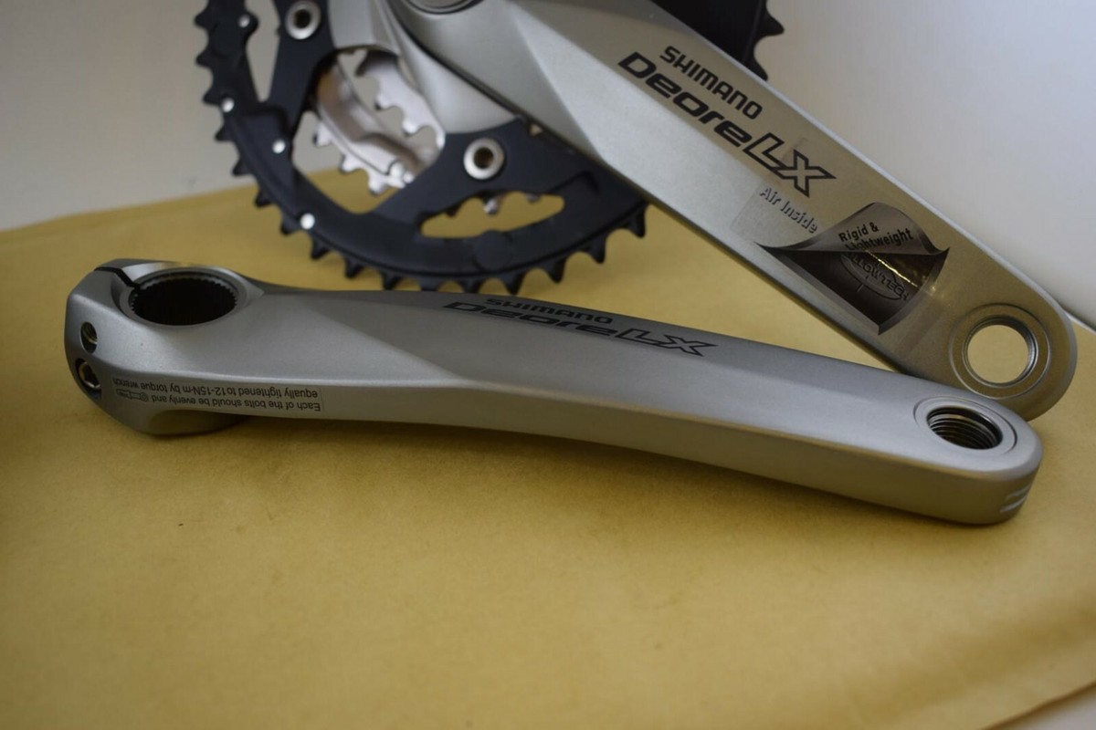 Shimano LX FC-M580 crankset 44/32/22 teeth 175 mm Hollowtec Shimano LX FC-M580 crankset 44/32/22 teeth 175 mm Hollowtec