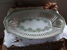  Grande Corbeille ajourée motif louis xvi limoges ?