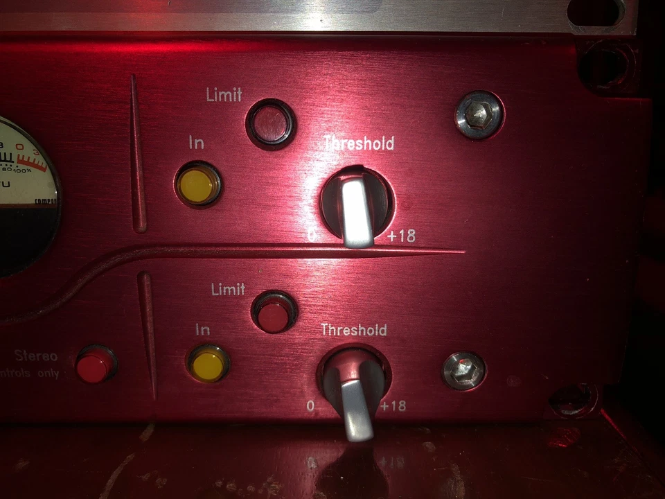 Focusrite Red 3 Compressor Limiter *rare Input / Output Transformer Version - Image 3 of 4