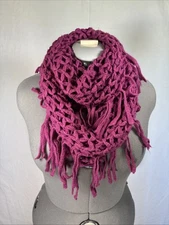 Loose Weave Dark Pink Infinity Fringe Scarf Boho Preppy Grandma 