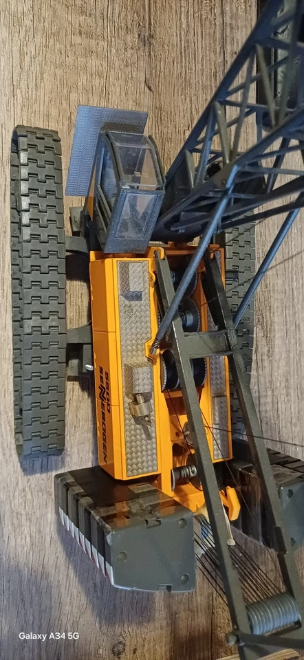 CONRAD Crawler Crane 1/50 Sennebogen 5500 Starlifter + Mammoet Extension - Immagine 4 di 4