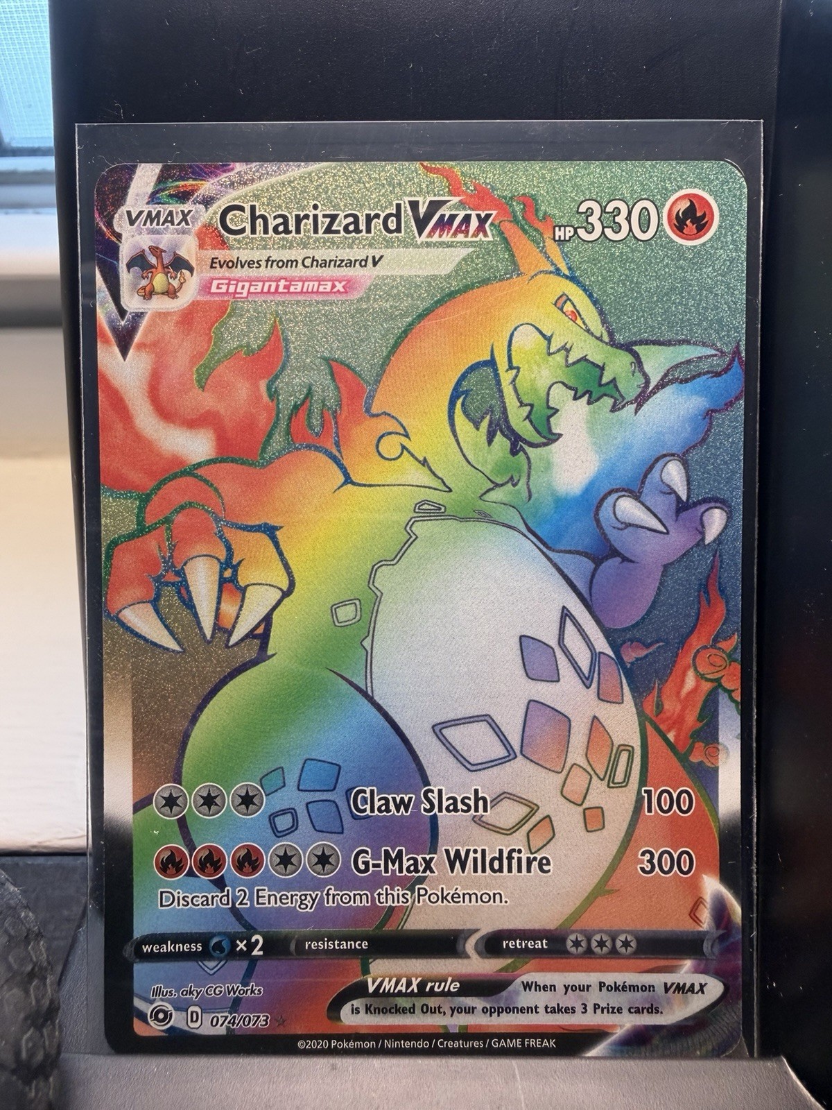 Pokémon Charizard VMAX Rainbow Secret Rare 074/073 Champion’s Path Near Mint