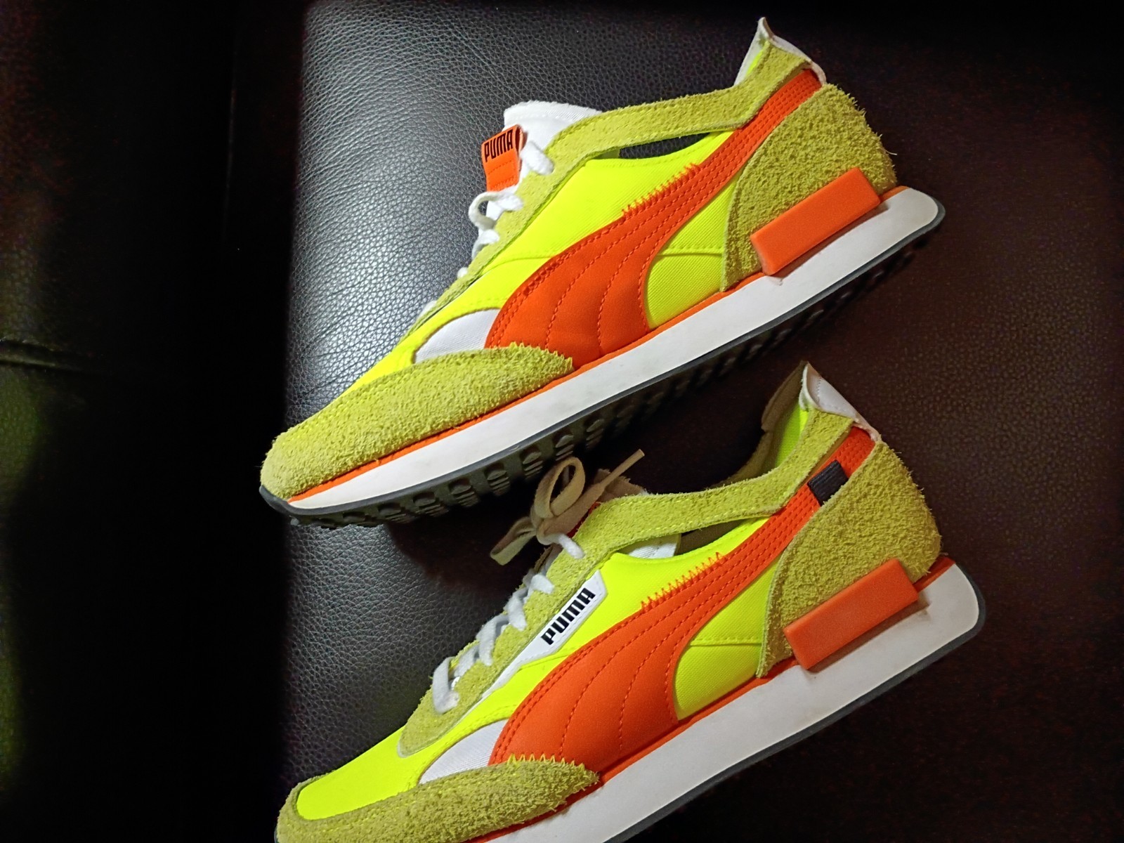 PUMA Women's Future Ryder Cut-out  Vintage  "Yellow Alert" Good Condition