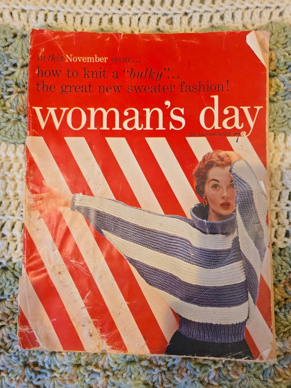 Woman's Day Magazine November 1953 Bulky Knit Sweater Look Speaking For America