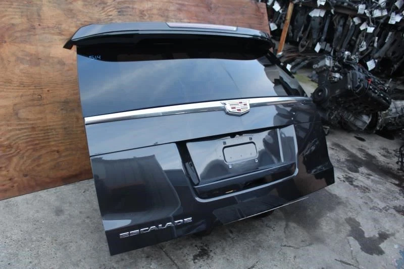 2015 CADILLAC ESCALADE ESV HATCH LIFTGATE TRUNK LID ASSEMBLY GXG DARK GRANITE - Imagem 2 de 4