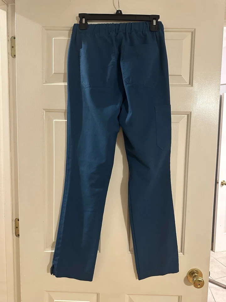 KOI XS Caribbean Blue Scrub Set Top and Pants - Tuckable Top - Image 4 of 4
