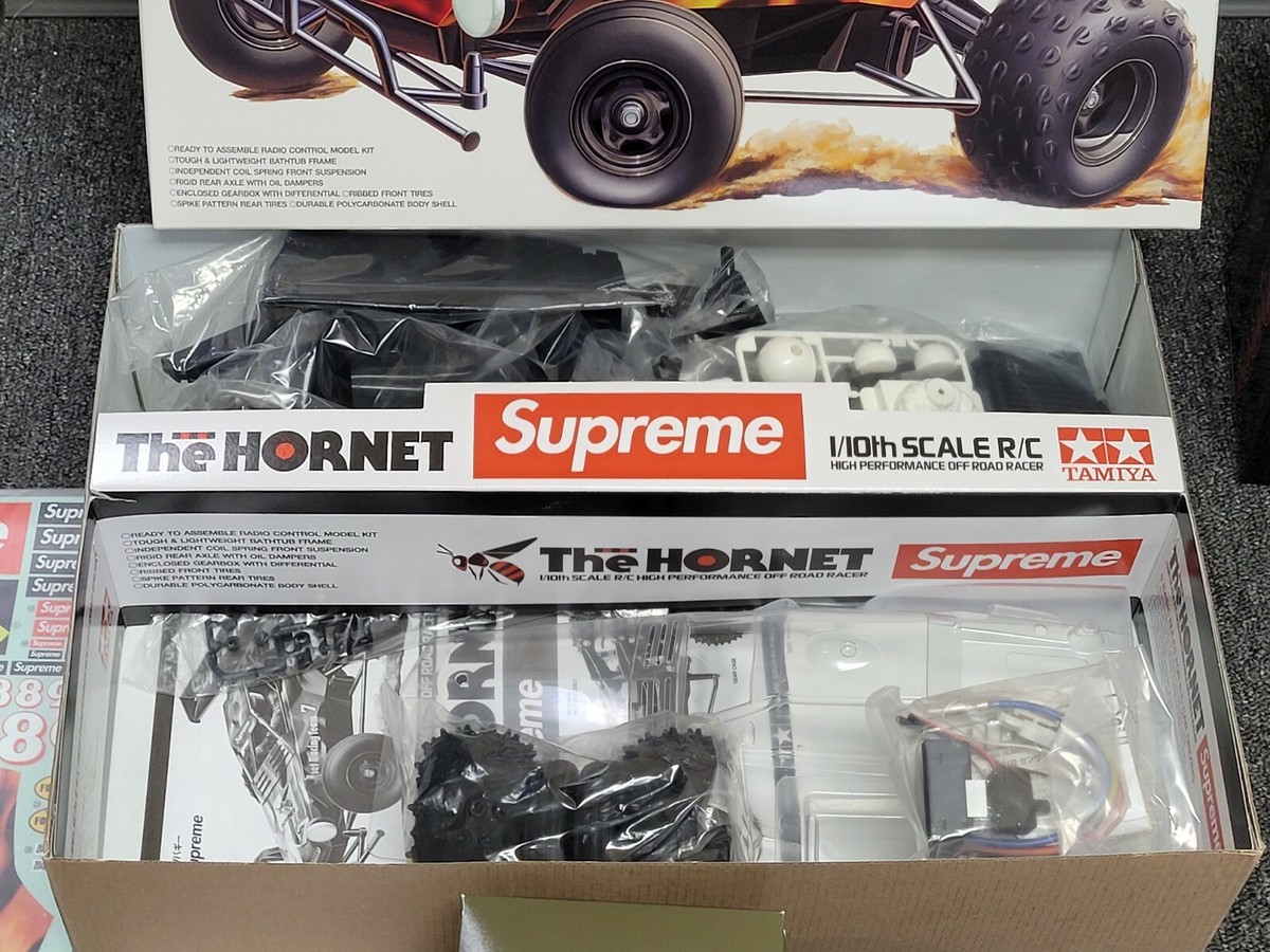Supreme × Tamiya The Hornet タミヤ ホーネット Supreme Tamiya Hornet RC Car FW18 Flames 1/10th Scale High
