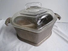 Vintage Guardian Service Cast Aluminum Triangle Roasting Pot Glass Lid Teardrop