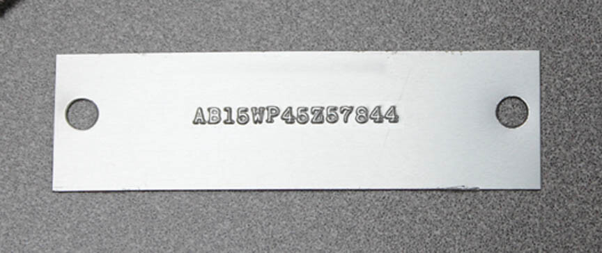 Trailer Vin Plate New Embossed Aluminum Serial Number / VIN Data - Foto 5