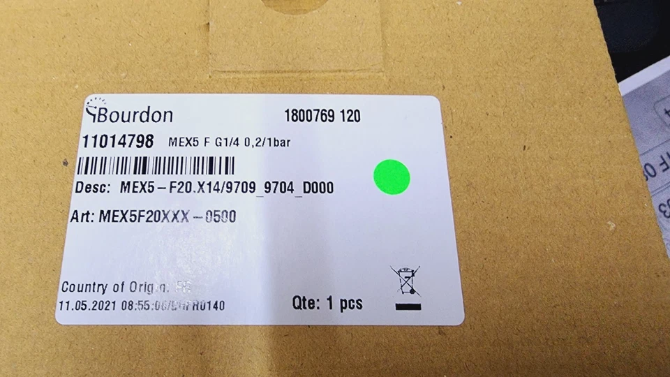 Baumer MEX5-F02.X14/9709_9704_D000 All stainless steel pressure gauge - Image 3 of 4