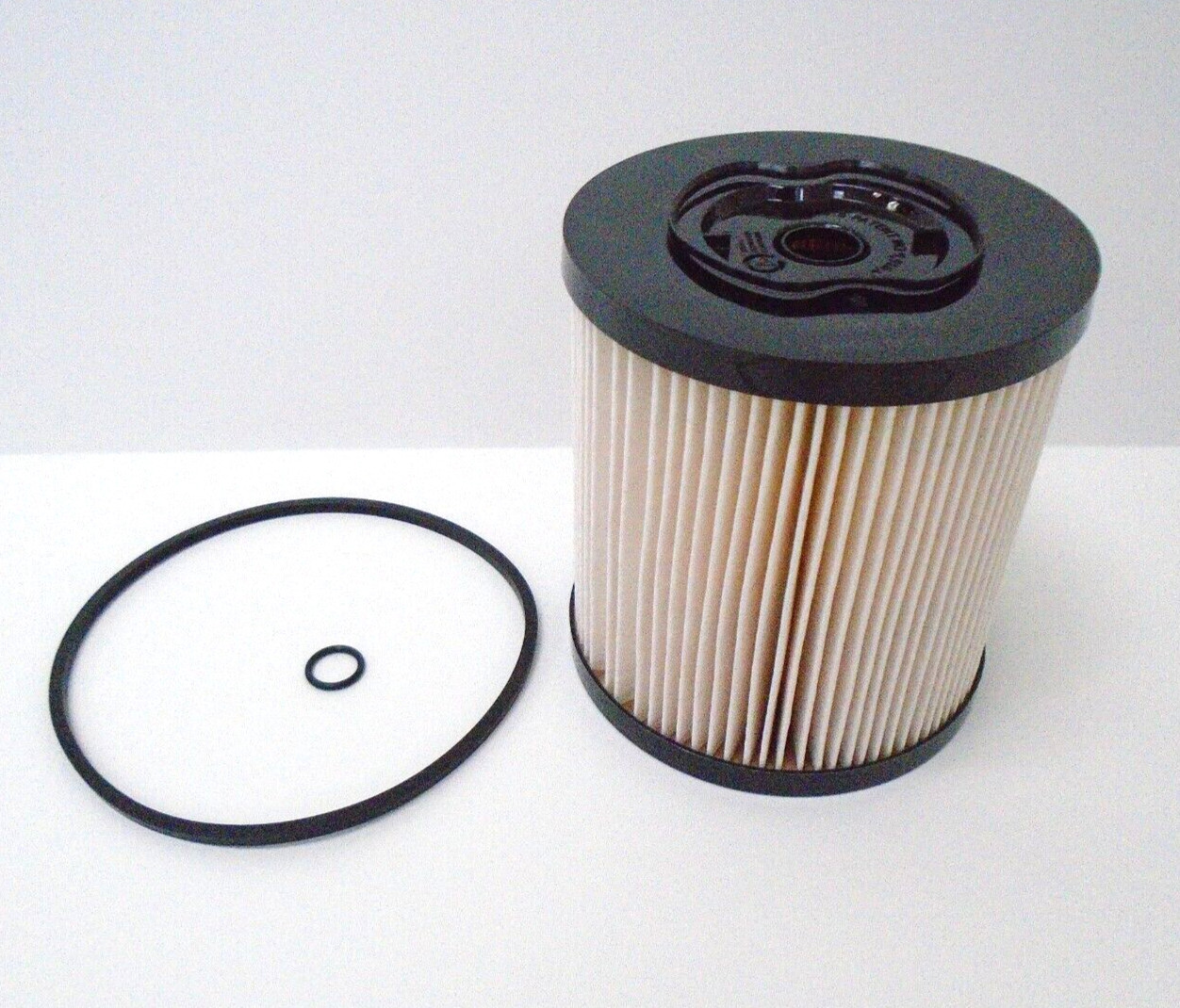 VOLVO 3838852 - Fuel filter cross reference