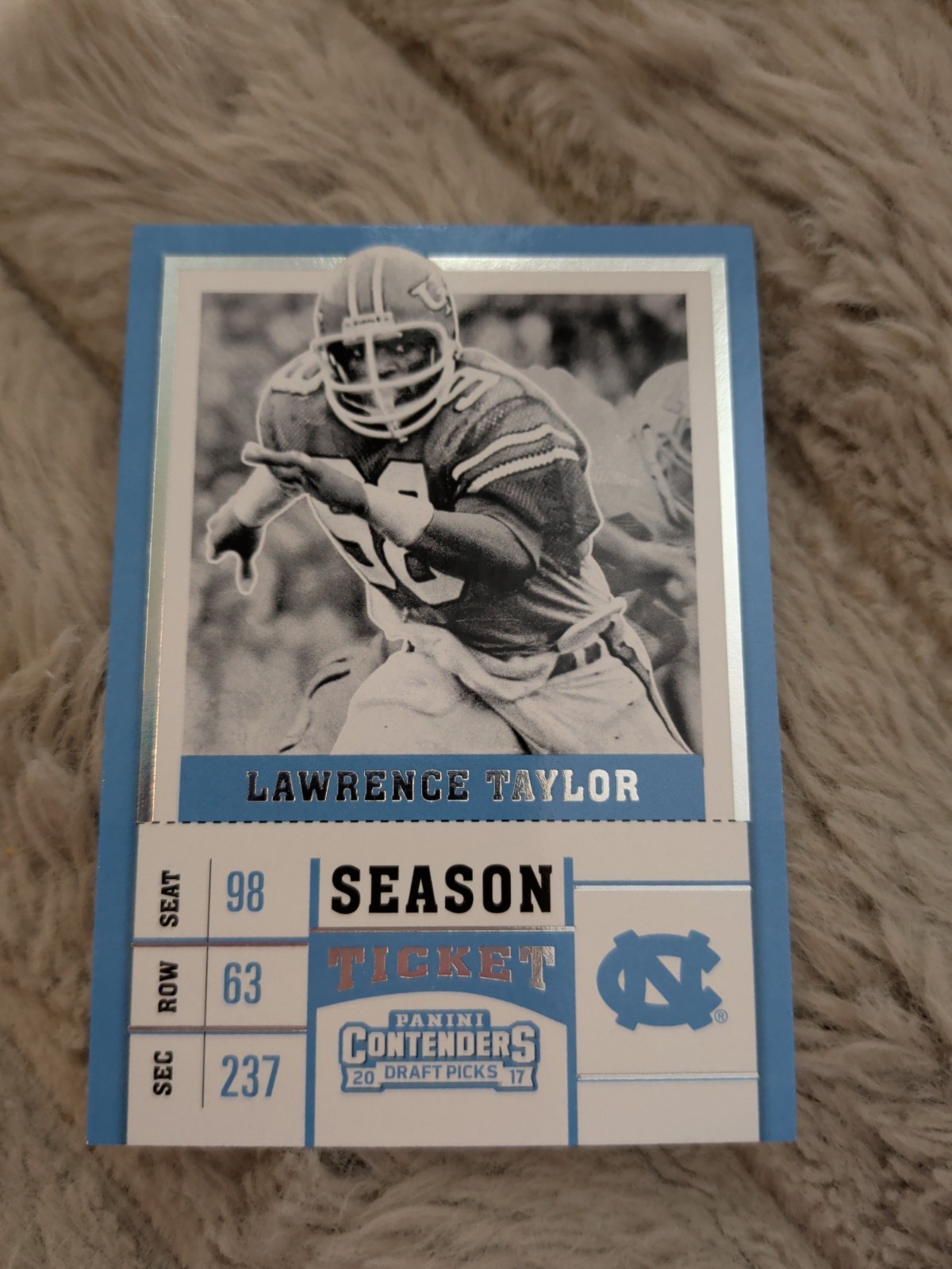 2017 Panini Contenders Draft Picks - Season Ticket Lawrence Taylor #64