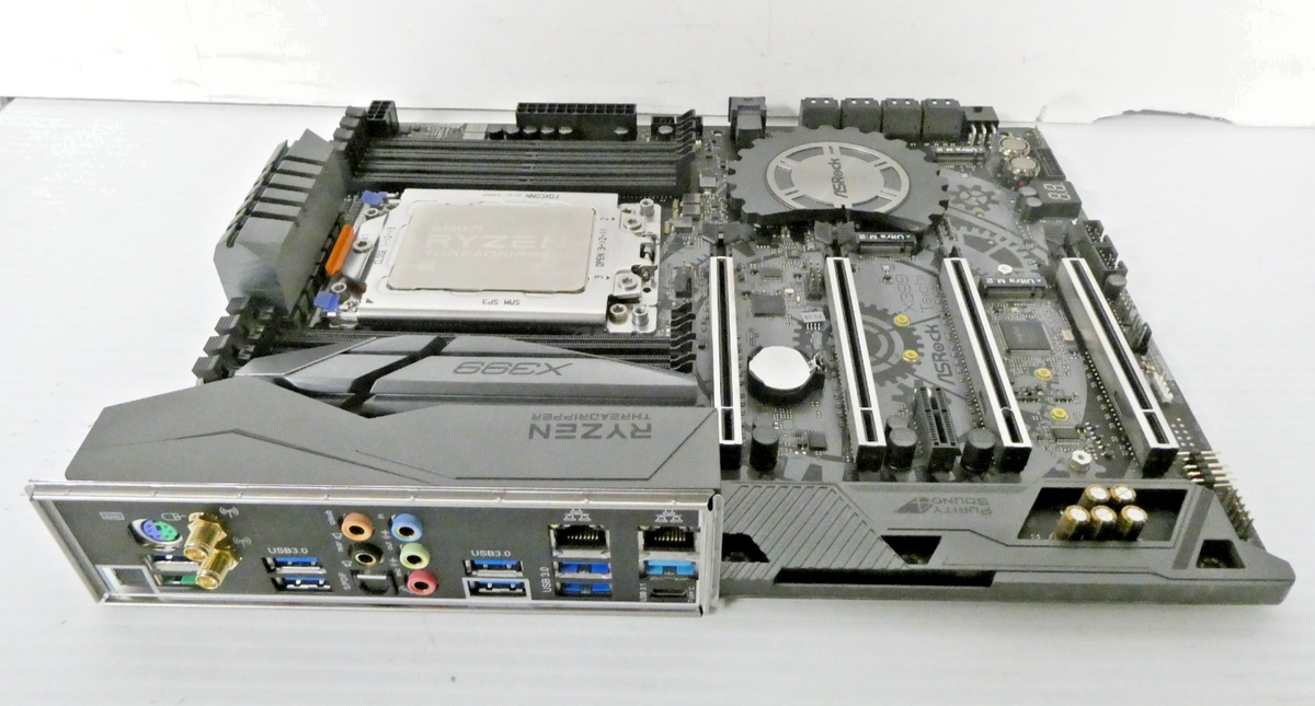 AMD Ryzen Threadripper 2990WX CPU + AzRock X399 Tai Chi