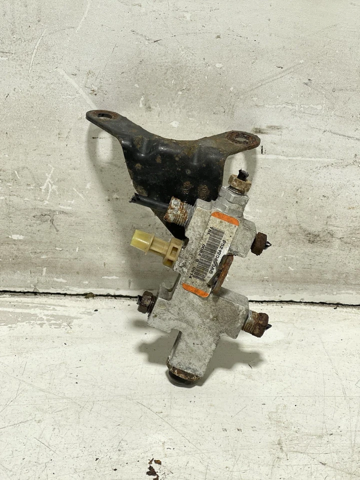 Válvula combinada dosificadora de frenos Jeep TJ Wrangler 52128423AC 97-06 03-06 Foto 2 de 4